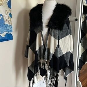 Black & Cream Plaid Faux Fur Collar Poncho